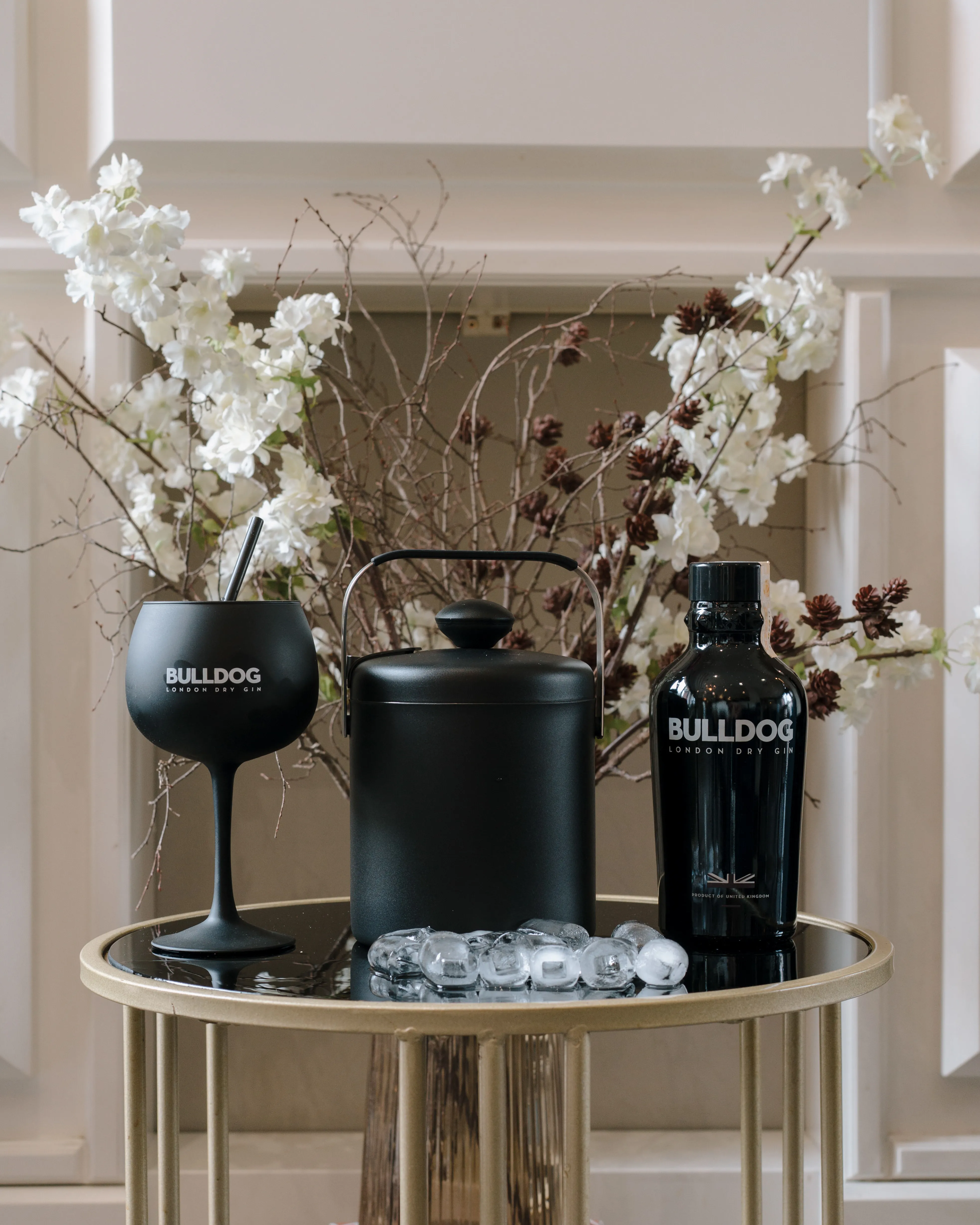 Black 1.3 L - Image 4
