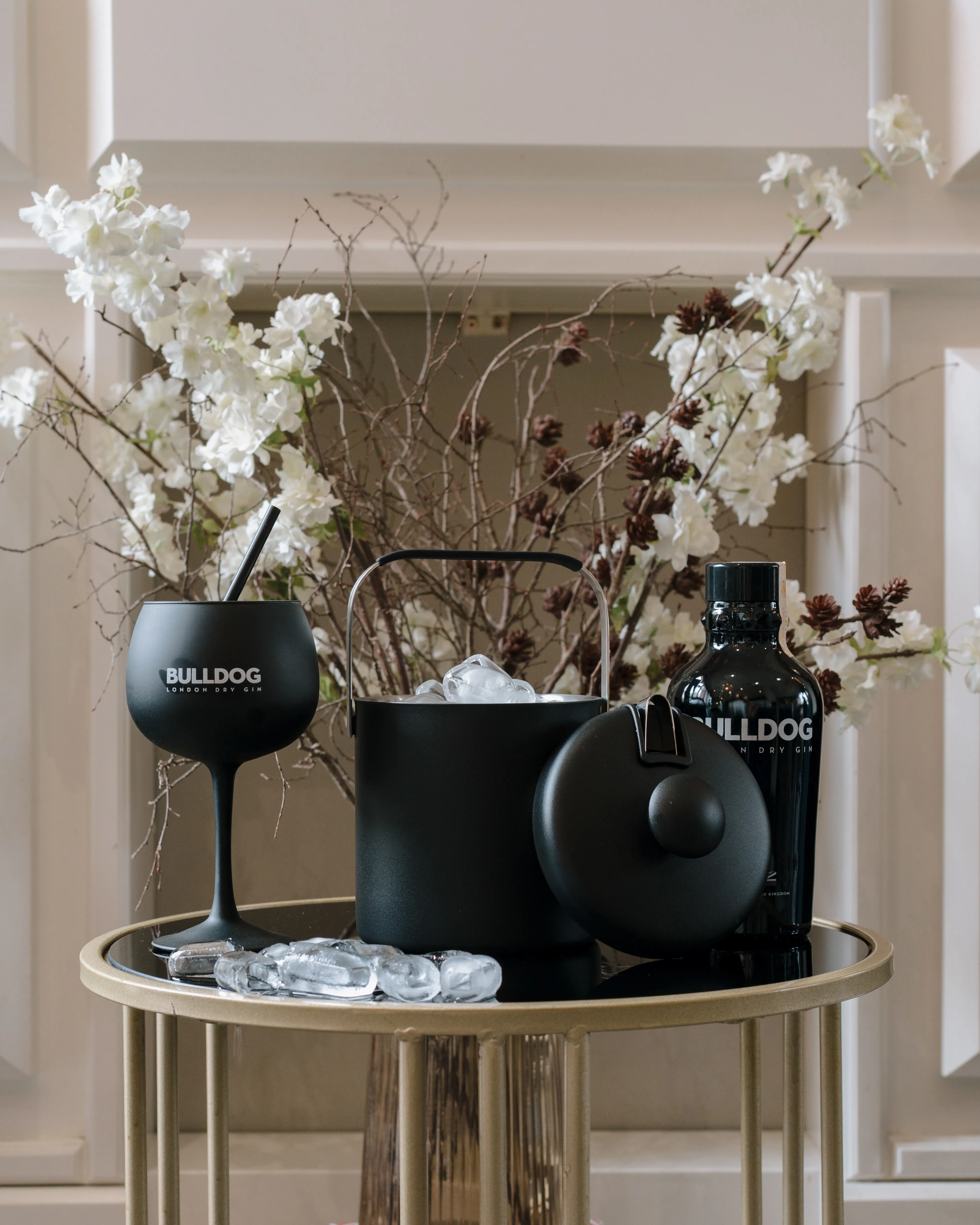 Black 1.3 L - Image 5