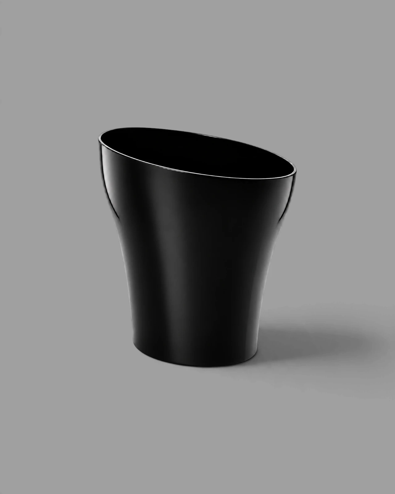 Negro 4,5 L - Image 1