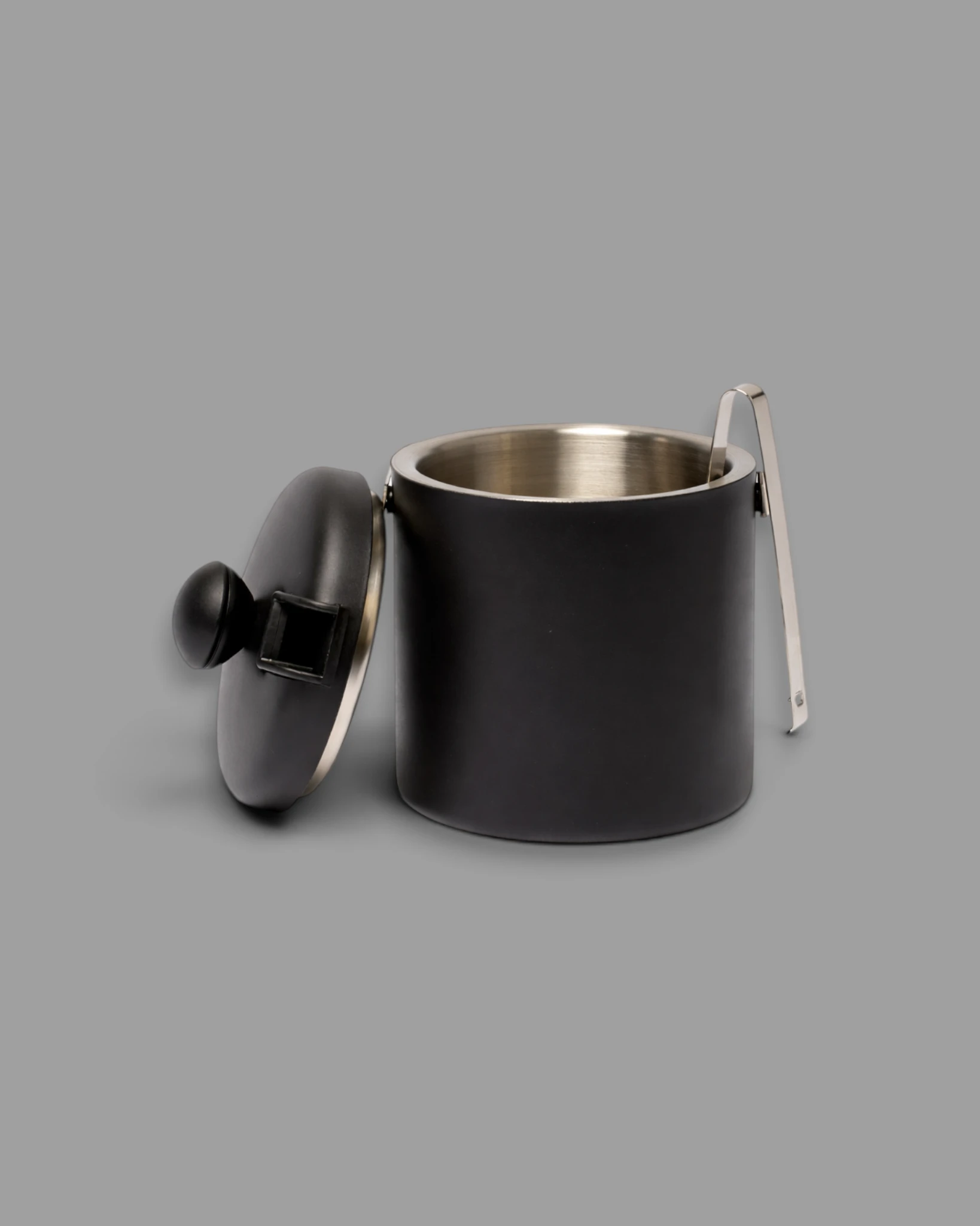 Black 1.3 L - Image 3